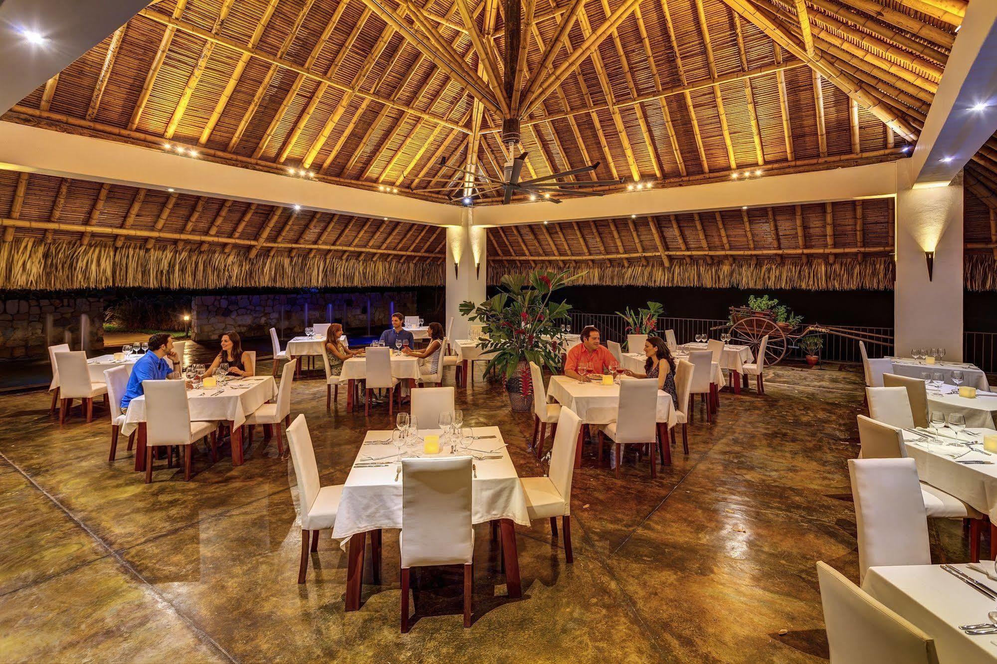 Entremonte Wellness Hotel & Spa Apulo Exteriör bild
