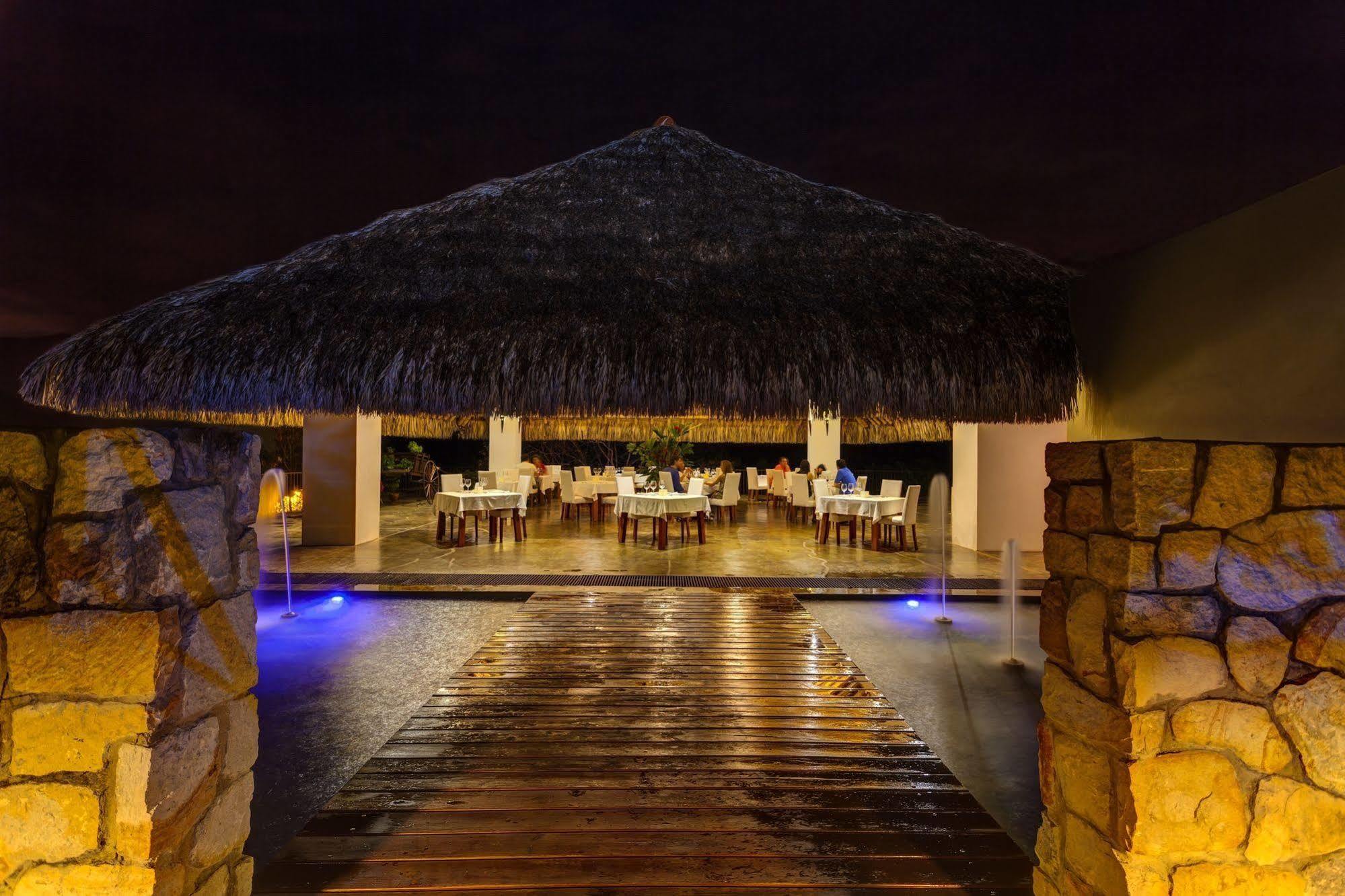 Entremonte Wellness Hotel & Spa Apulo Exteriör bild